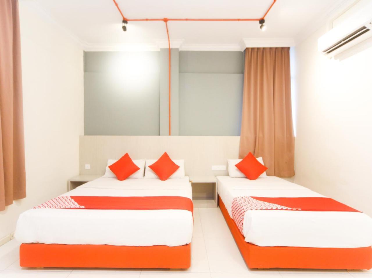 Oyo 727 Hotel Rafflesia Кота Кинабалу Екстериор снимка