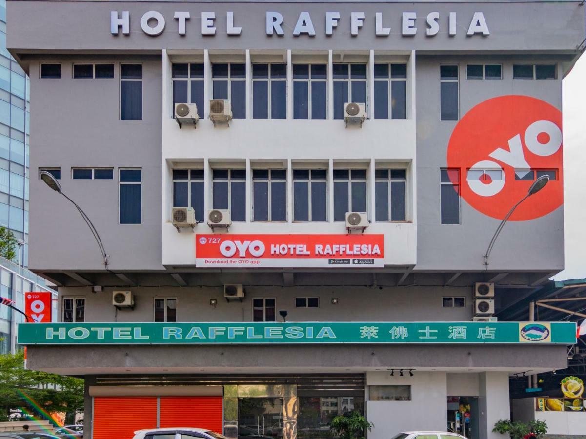 Oyo 727 Hotel Rafflesia Кота Кинабалу Екстериор снимка