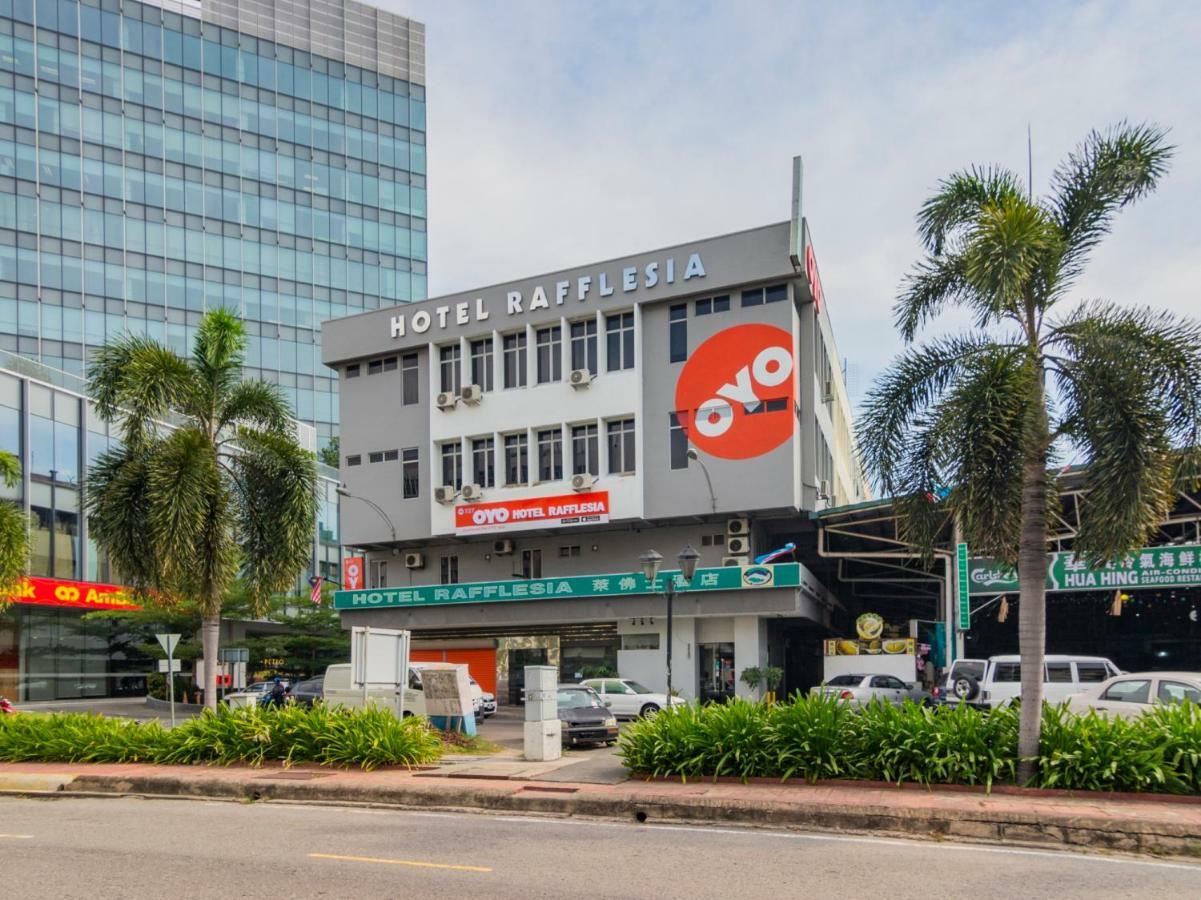 Oyo 727 Hotel Rafflesia Кота Кинабалу Екстериор снимка